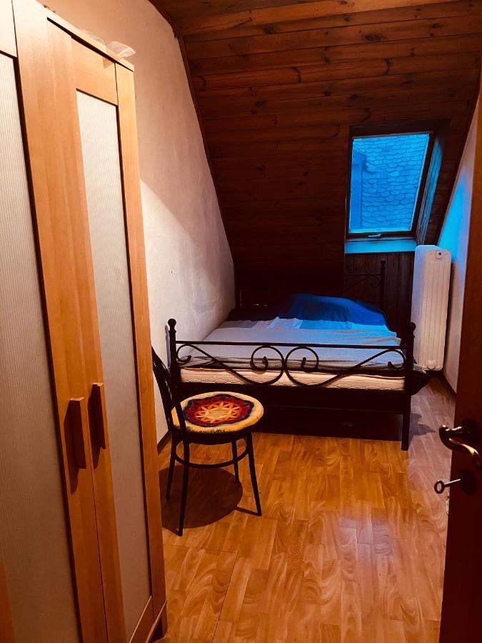 Private Room In Innerstadt גראץ מראה חיצוני תמונה
